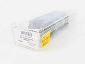 N Scale Micro-Trains 92030 MP Missouri Pacific 2-Bay Covered Hopper 705735 RTR