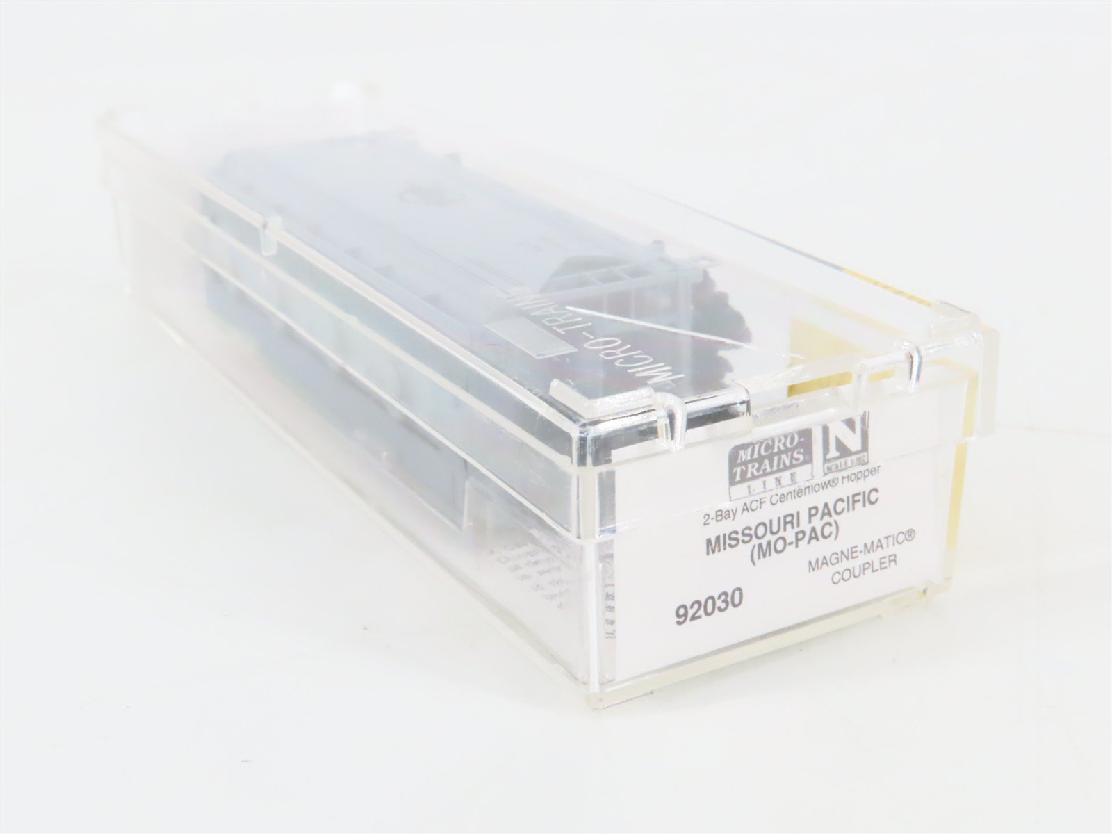 N Scale Micro-Trains 92030 MP Missouri Pacific 2-Bay Covered Hopper 705735 RTR