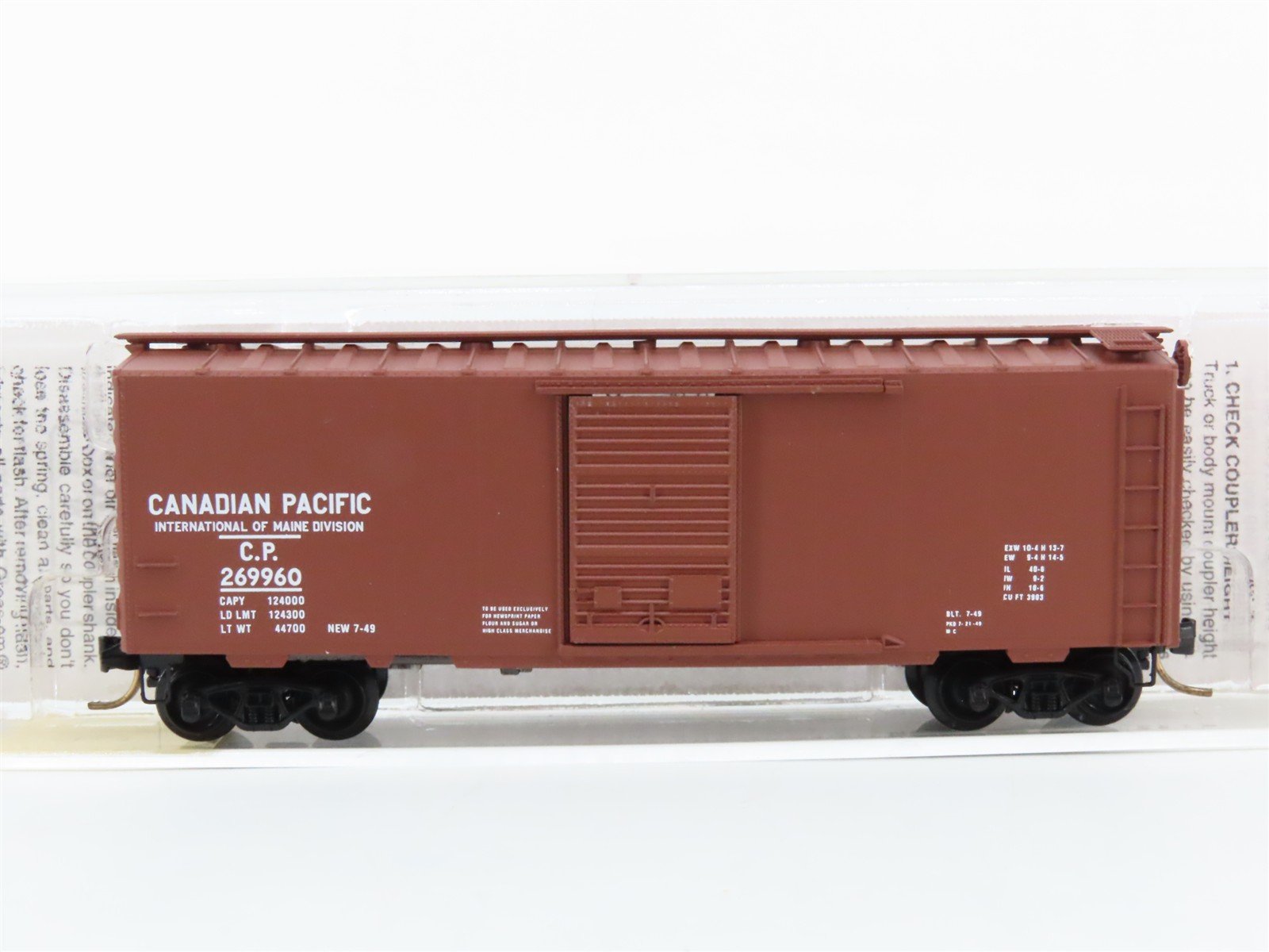 N Scale Micro-Trains 20136 CP Canadian Pacific 40' Box Car 269960 RTR