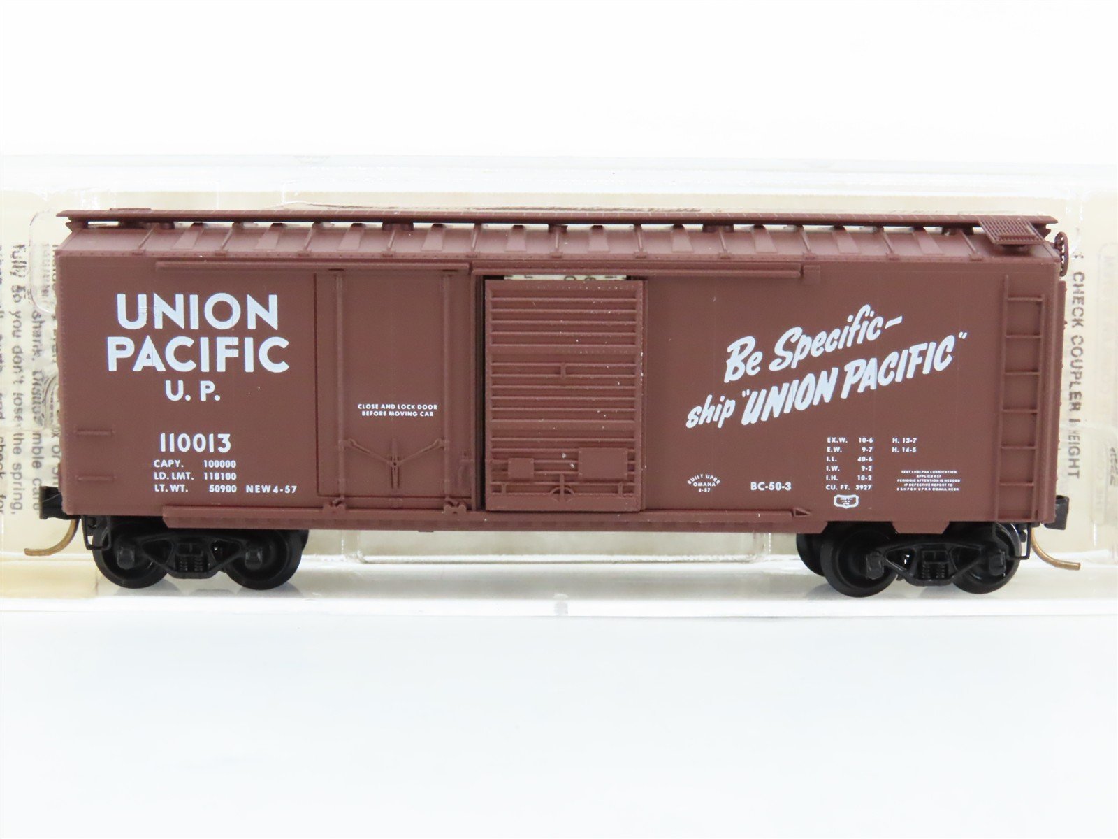 N Scale Micro-Trains 22030 UP Union Pacific 40' Box Car 110013 RTR