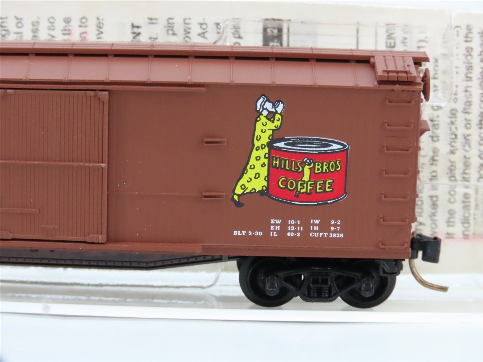 N Scale Micro-Trains 42100 HBCX Hills Bros. Coffee 40' Box Car 166 RTR