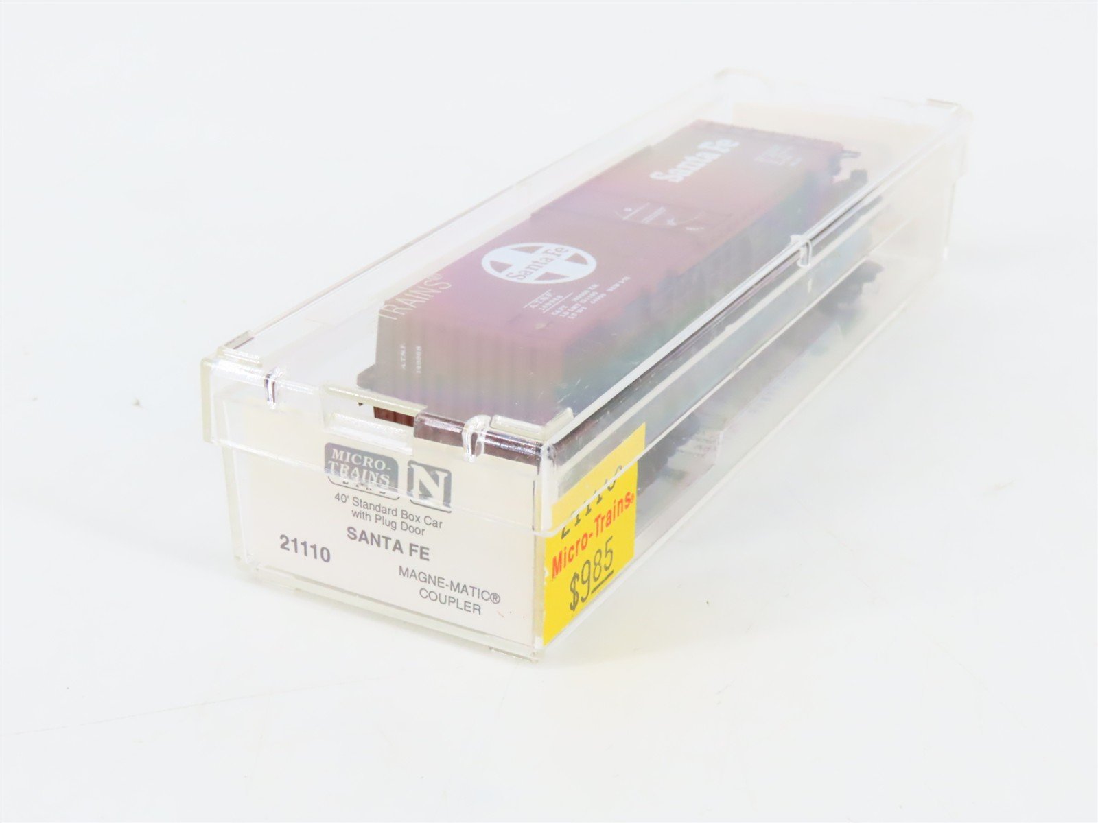 N Scale Micro-Trains 21110 ATSF Santa Fe 40' Box Car 149968 RTR