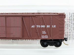 N Scale Micro-Trains MTL 29030 NP Northern Pacific 40' Box Car 8006 RTR