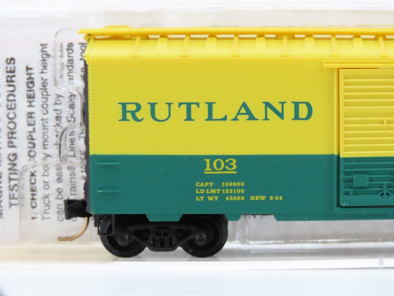N Scale Micro-Trains 20146 RUT Rutland 40' Box Car 103 RTR