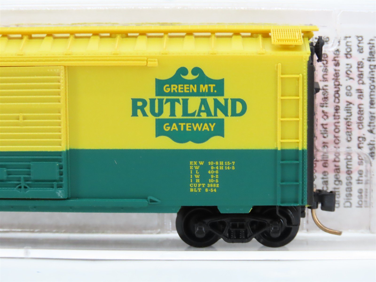 N Scale Micro-Trains 20146 RUT Rutland 40' Box Car 103 RTR