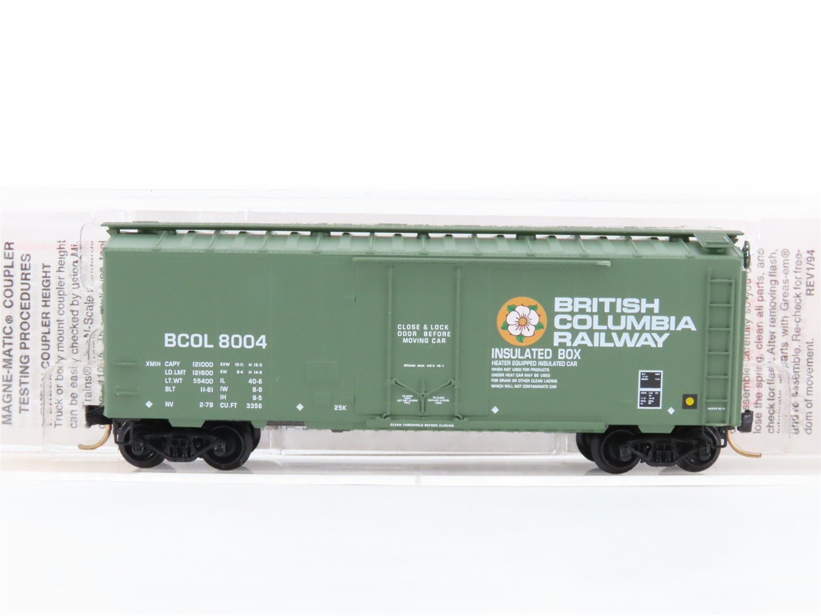 N Scale Micro-Trains 21230 British Columbia Railway 40' Plug Door Box Car RTR