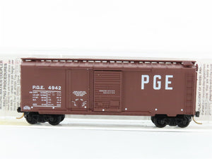 N Scale Micro-Trains 22070 PGE Pacific Great Eastern 40' Box Car 4942 RTR