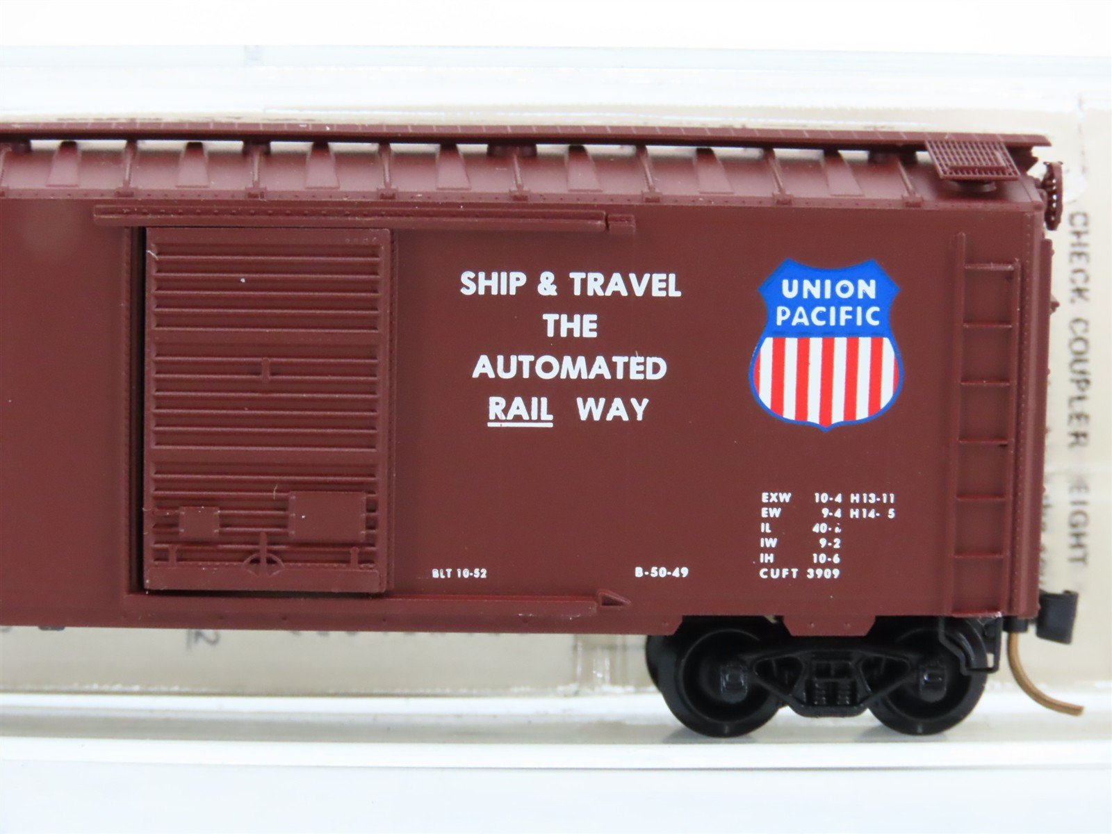 N Scale Micro-Trains 20710 UP Union Pacific 40' Single Door Box Car 108645 RTR