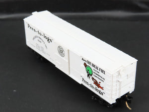 N Scale Micro-Trains 42060 PFI Potlatch Forests Inc. 40' Box Car 424 RTR