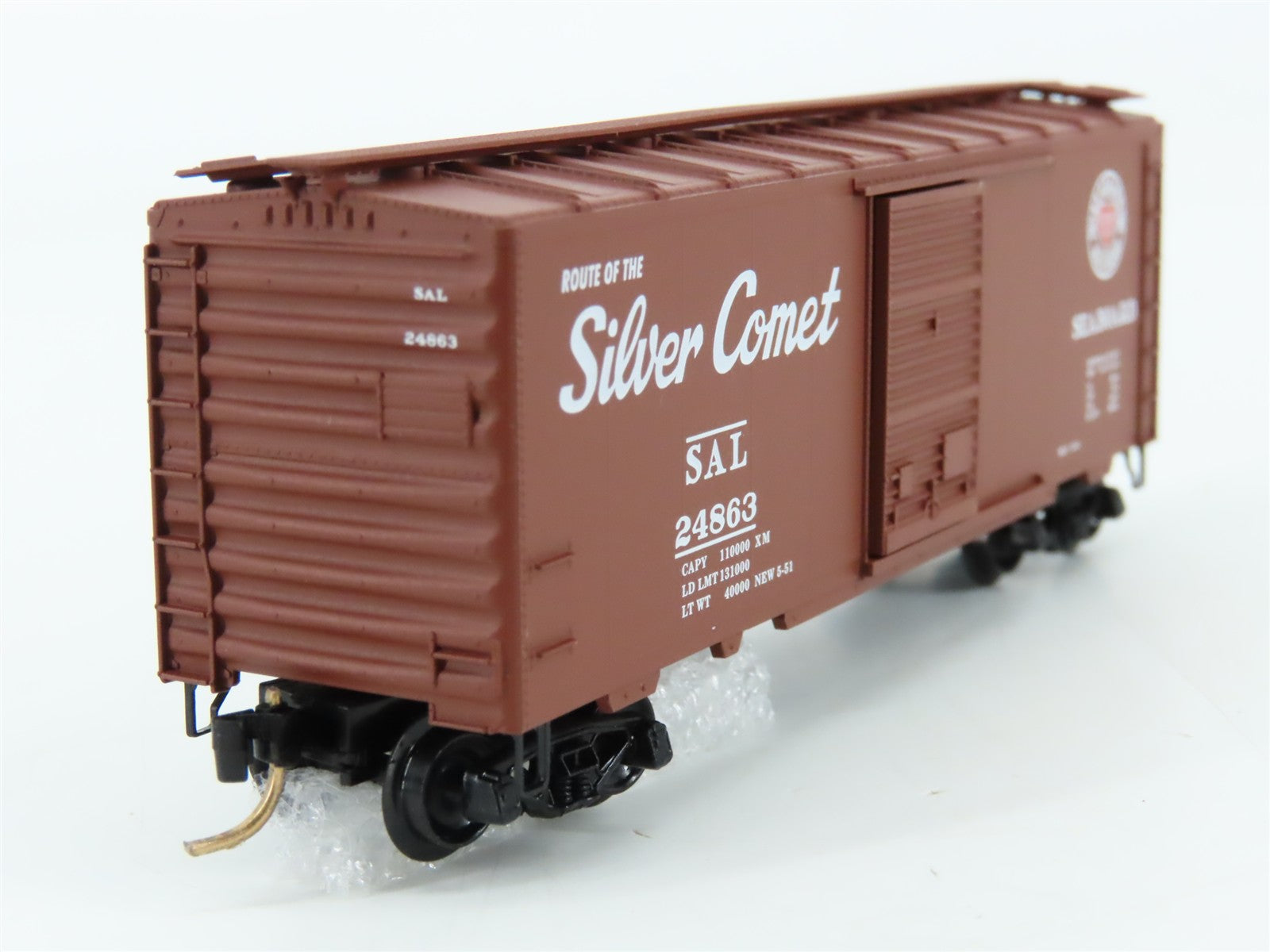 N Scale Micro-Trains 42060 PFI Potlatch Forests Inc. 40' Box Car 424 RTR
