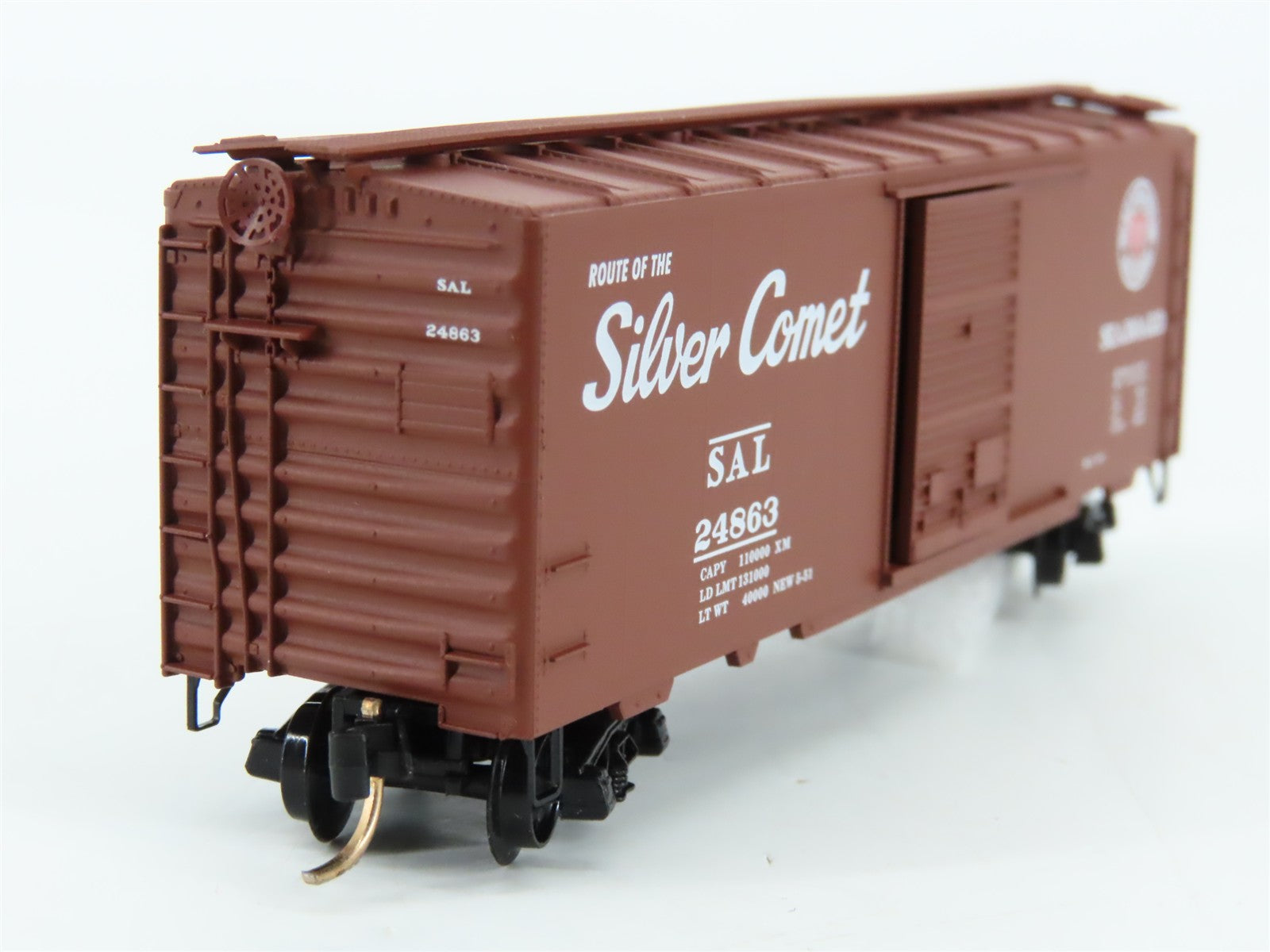 N Scale Micro-Trains 42060 PFI Potlatch Forests Inc. 40' Box Car 424 RTR