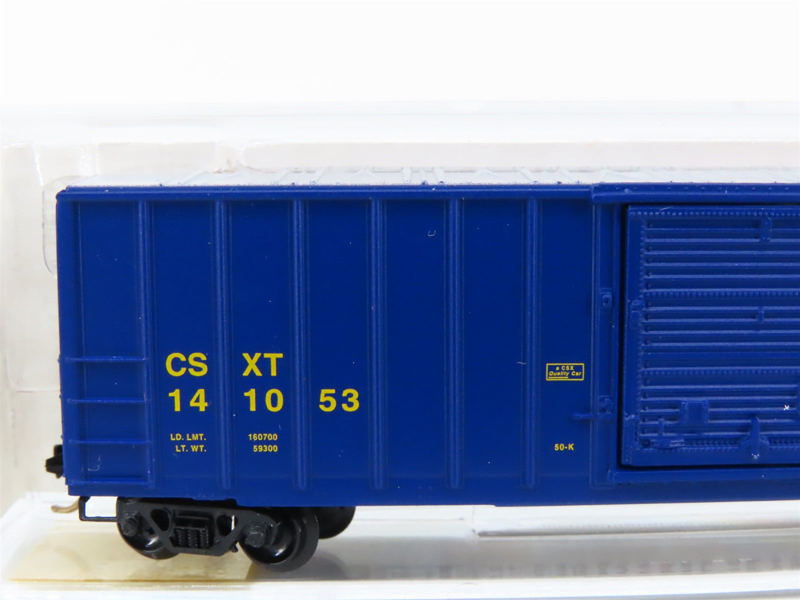 N Scale Micro-Trains 25550/1 CSXT CSX Transportation 50' Rib Side Box Car RTR