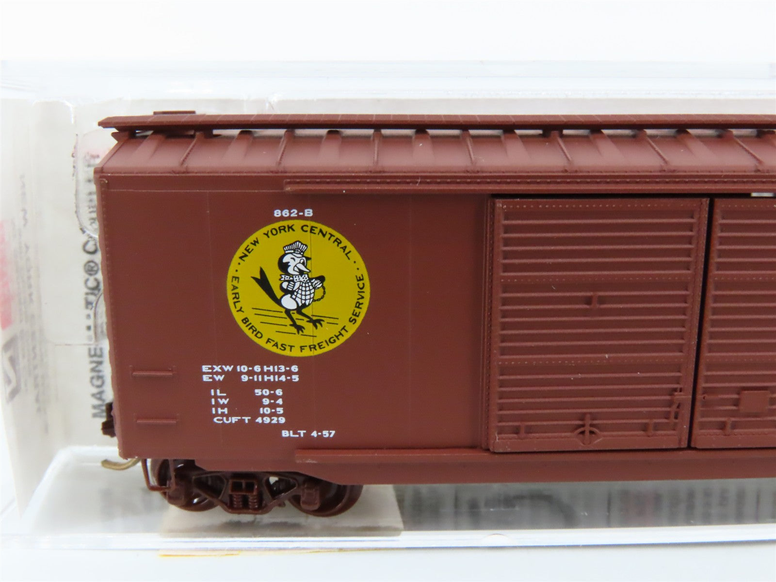 N Scale Micro-Trains 34220 NYC New York Central 50' Box Car 45390 RTR