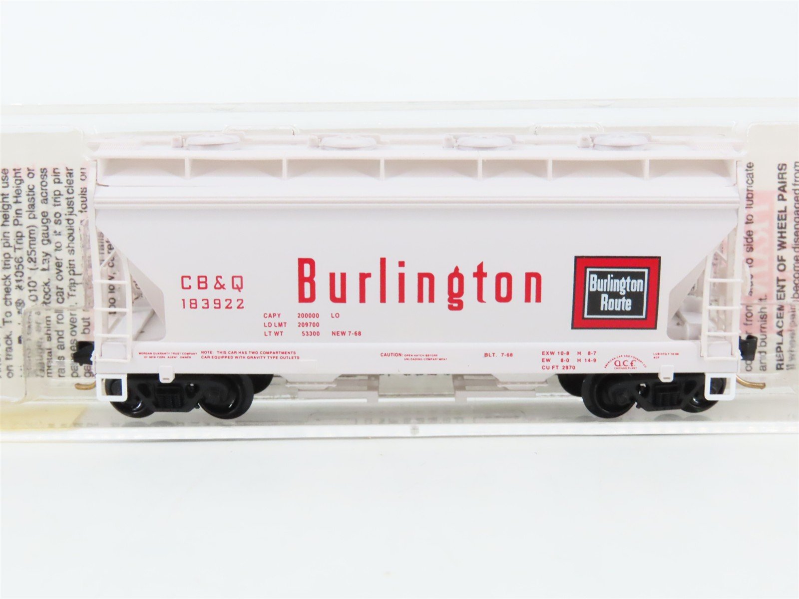 N Scale Micro-Trains 92070 Chicago, Burlington & Quincy 2-Bay Covered Hopper RTR