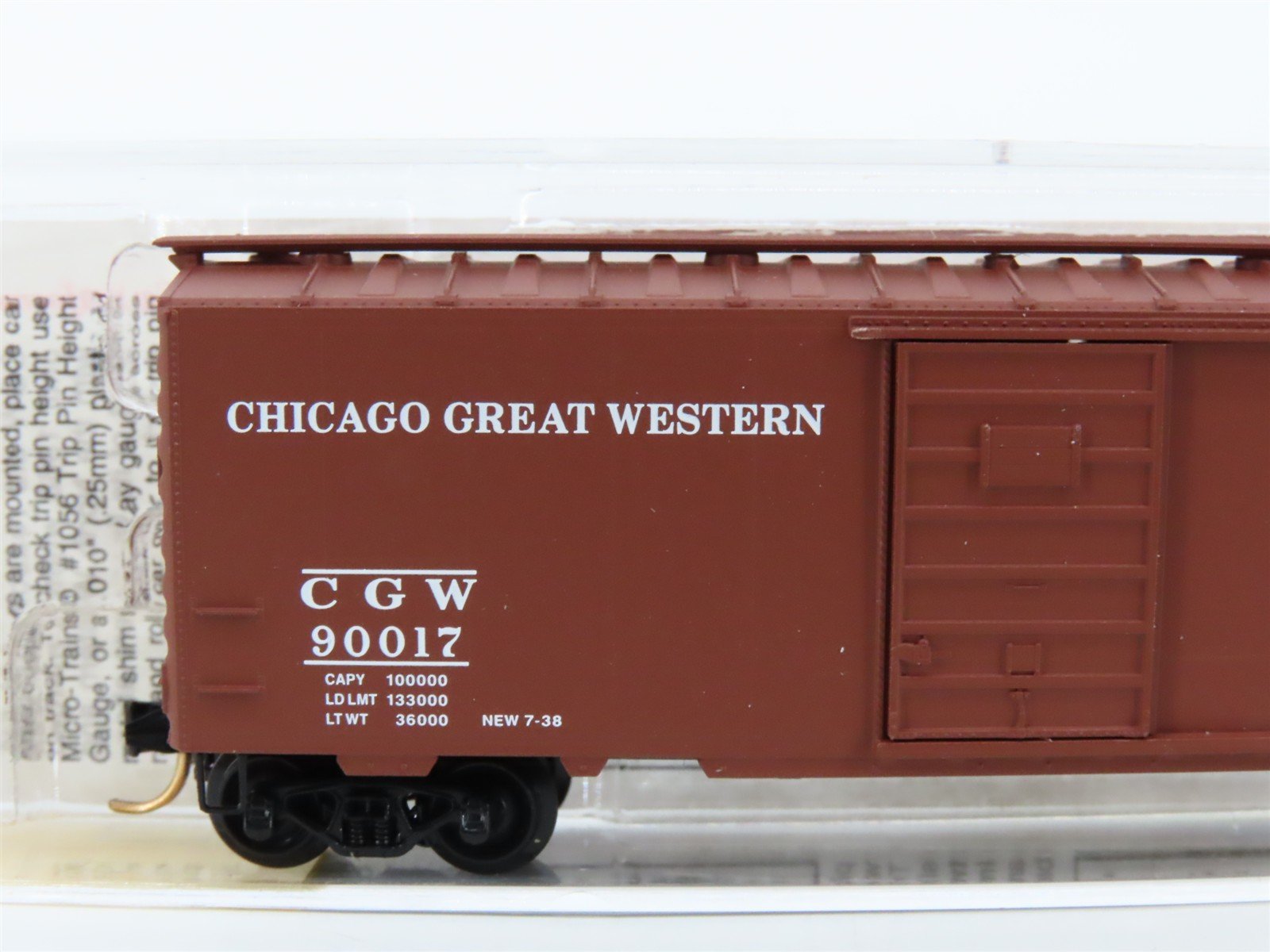 N Scale Micro-Trains 20950 CGW Chicago Great Western 40' Box Car 90017 RTR