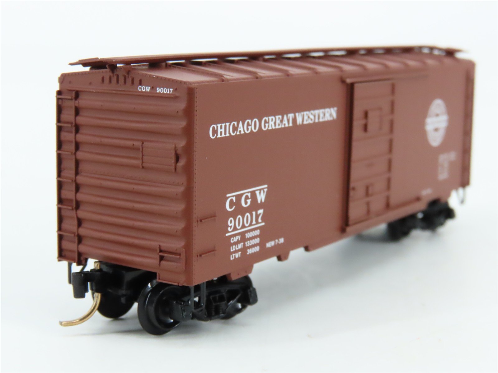 N Scale Micro-Trains 20950 CGW Chicago Great Western 40' Box Car 90017 RTR