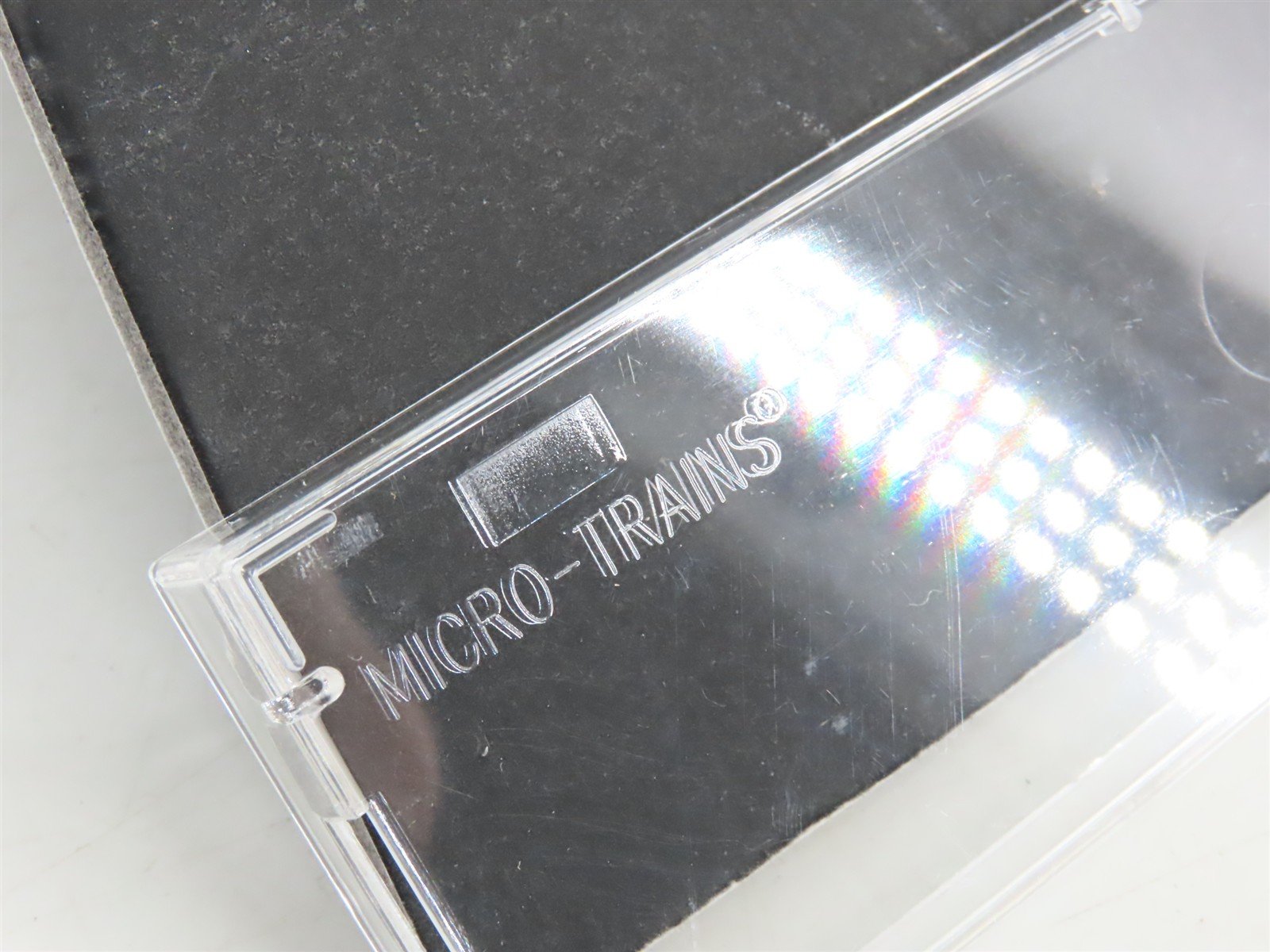 N Scale Micro-Trains 20950 CGW Chicago Great Western 40' Box Car 90017 RTR