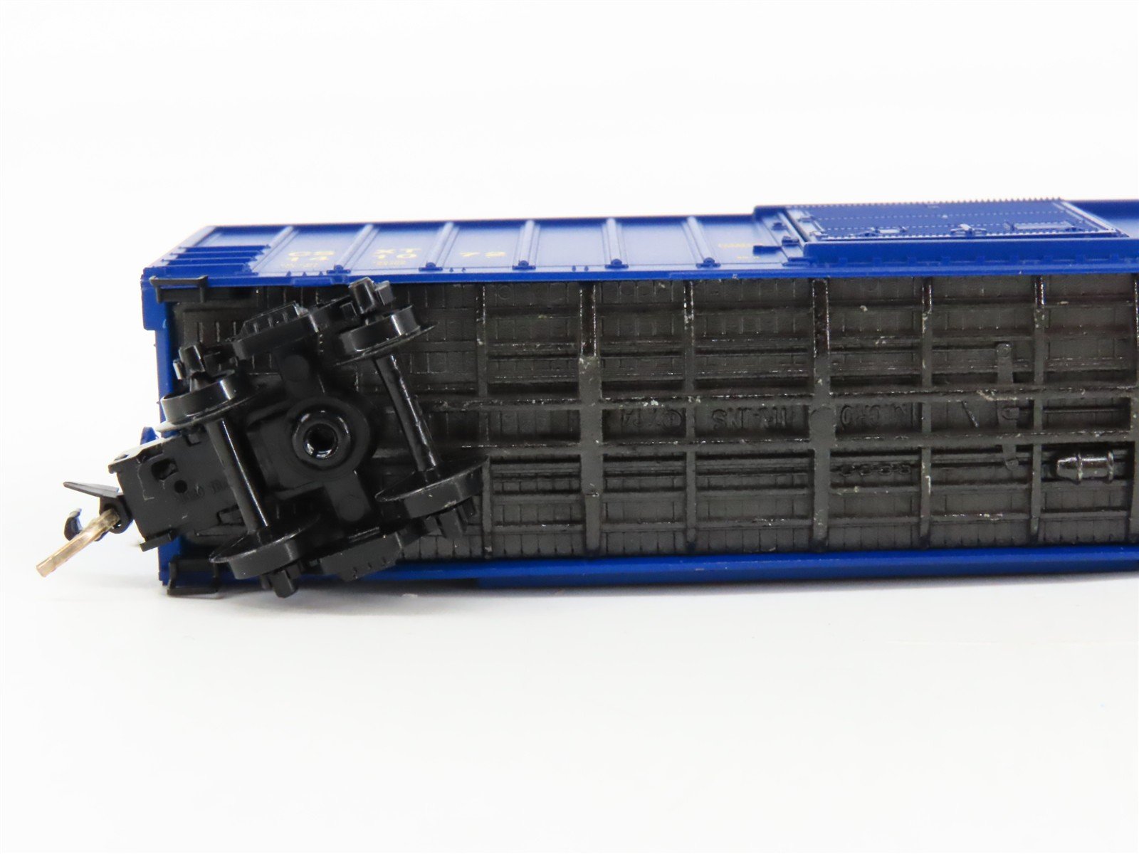 N Scale Micro-Trains 25550/2 CSX 50' 50' Rib Side Box Car, Single Door RTR