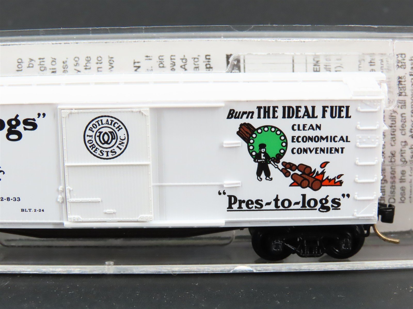 N Scale Micro-Trains 42060 PFI Potlatch Forests Inc. 40' Box Car 424 RTR