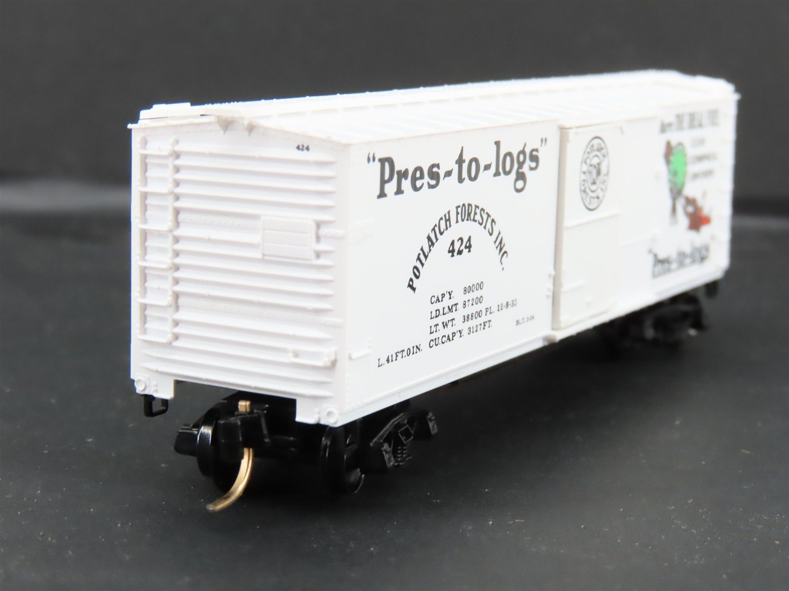 N Scale Micro-Trains 42060 PFI Potlatch Forests Inc. 40' Box Car 424 RTR