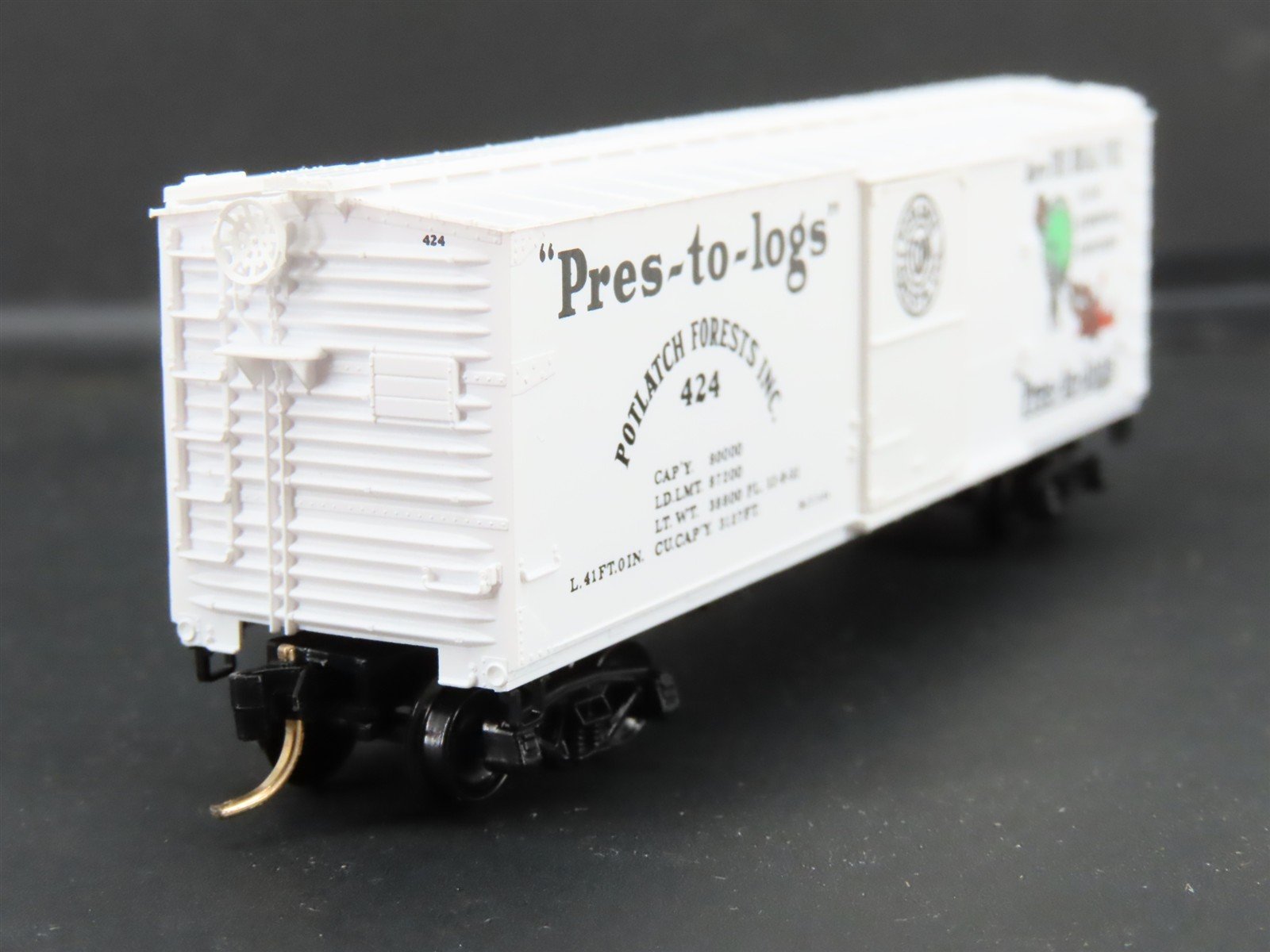 N Scale Micro-Trains 42060 PFI Potlatch Forests Inc. 40' Box Car 424 RTR