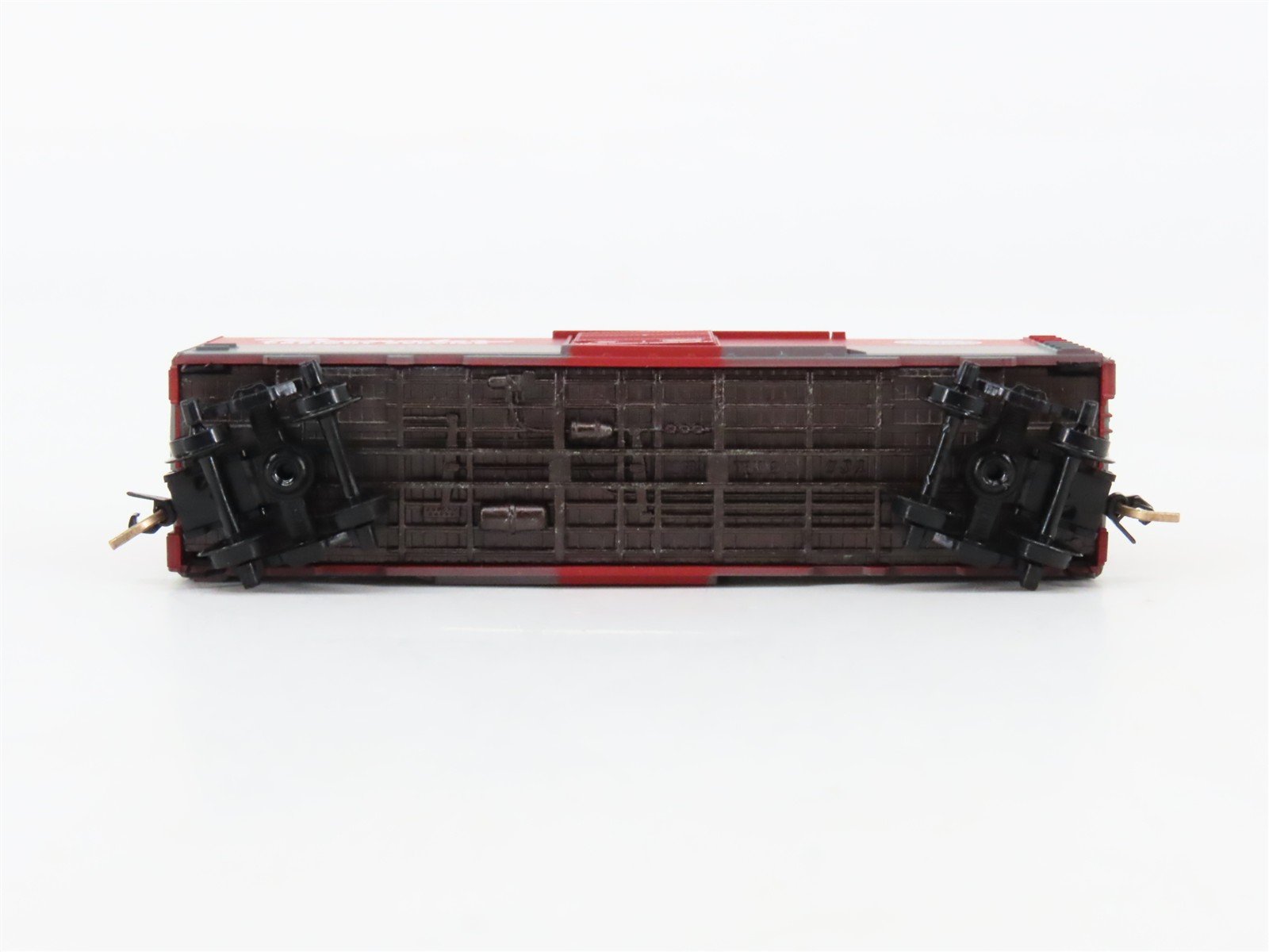 N Scale Micro-Trains 20240 NYC New York Central 40' Box Car 174710 RTR