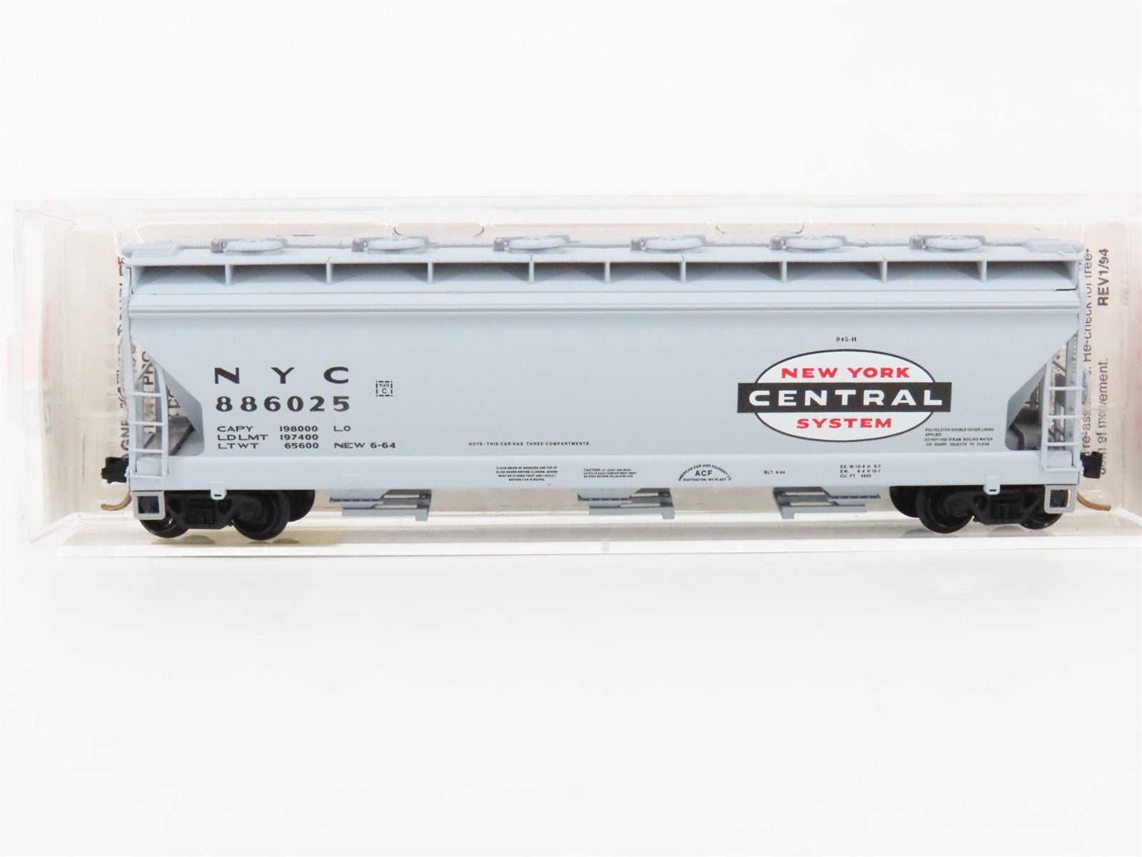 N Scale Micro-Trains 93030 NYC New York Central 3-Bay Covered Hopper 886025 RTR