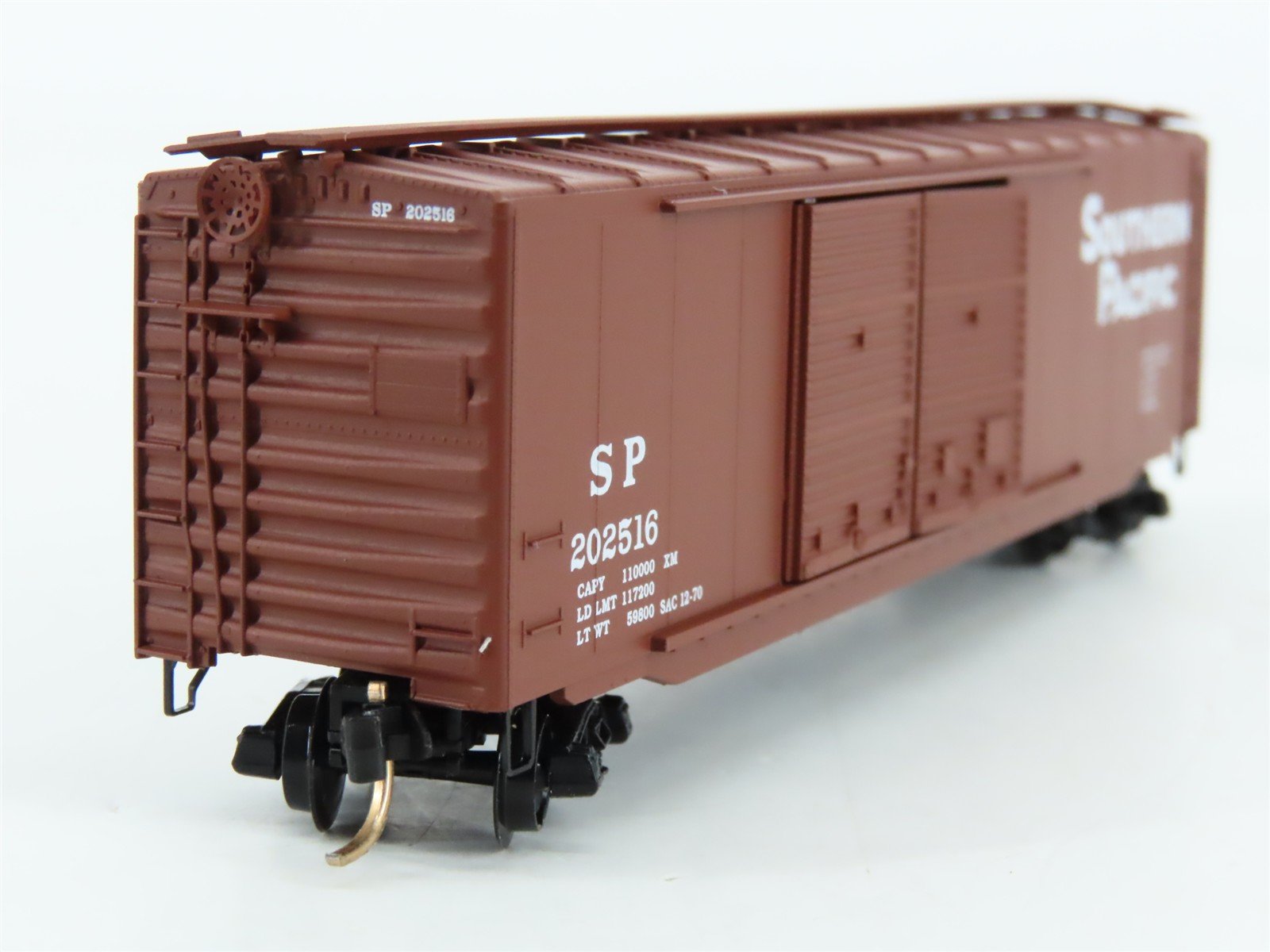 N Scale Micro-Trains 34050 SP Southern Pacific 50' Box Car 202516 RTR