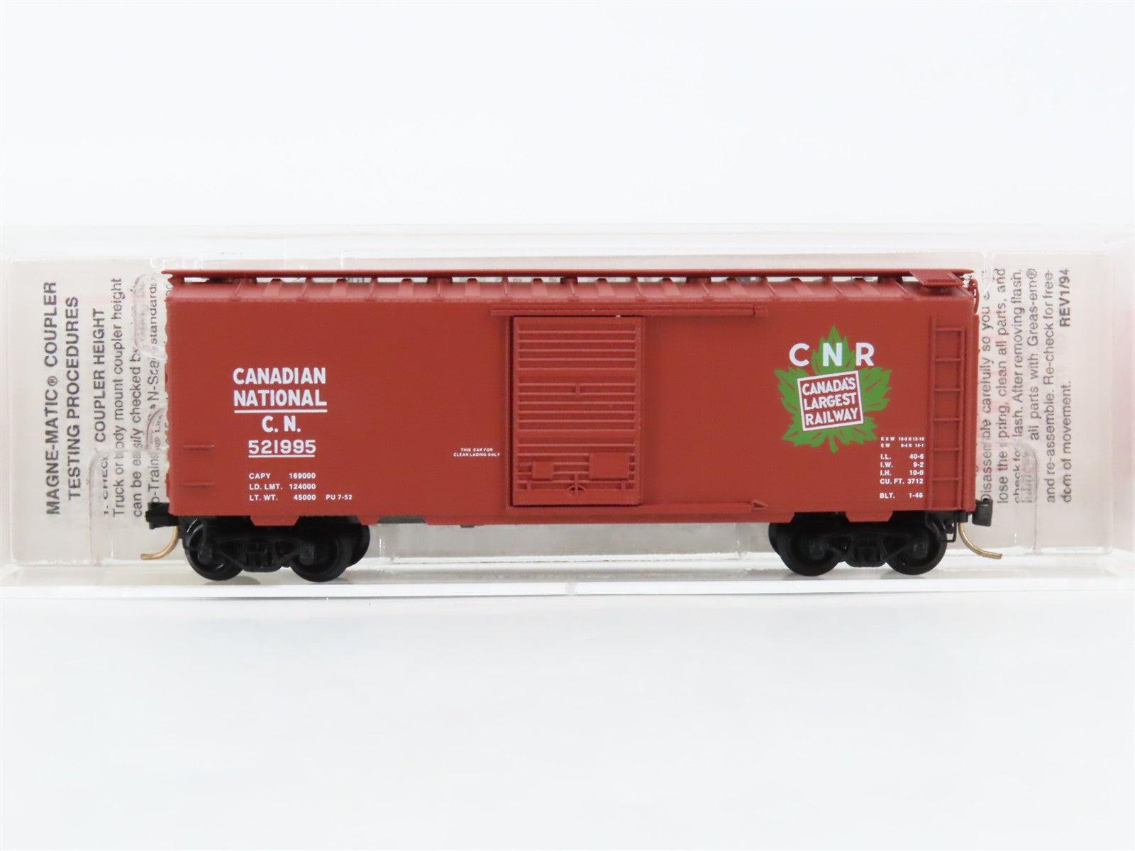 N Scale Micro-Trains 20206 CN Canadian National 40' Box Car 521995 RTR