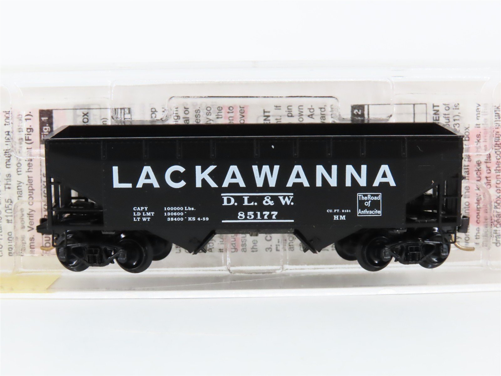 N Scale Micro-Trains 55360 Delaware, Lackawanna & Western 33' 2-Bay Hopper RTR