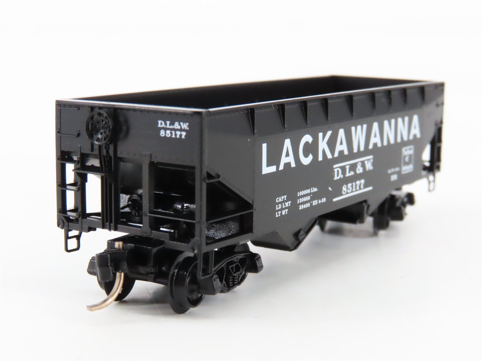 N Scale Micro-Trains 55360 Delaware, Lackawanna & Western 33' 2-Bay Hopper RTR