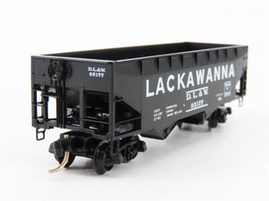 N Scale Micro-Trains 55360 Delaware, Lackawanna & Western 33' 2-Bay Hopper RTR