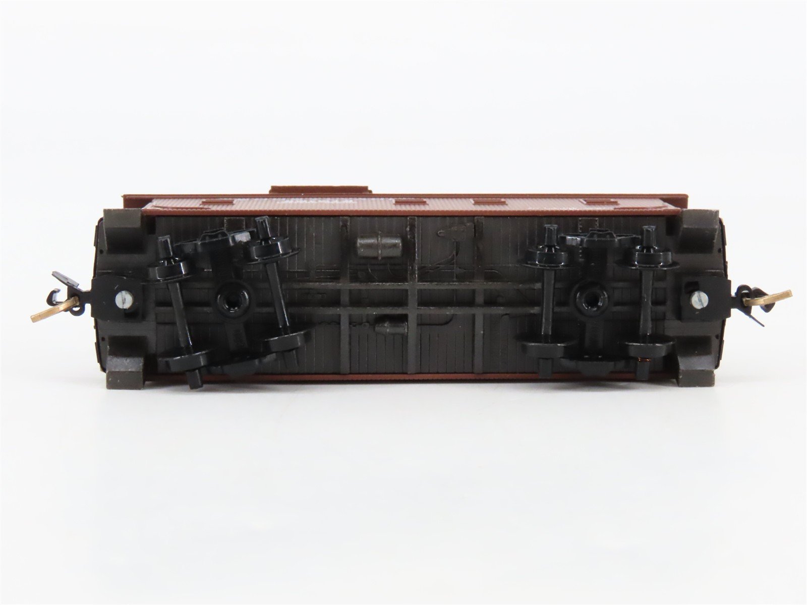 N Scale Micro-Trains 51160 PRR Pennsylvania 34' Wood Sheathed Caboose 981618 RTR