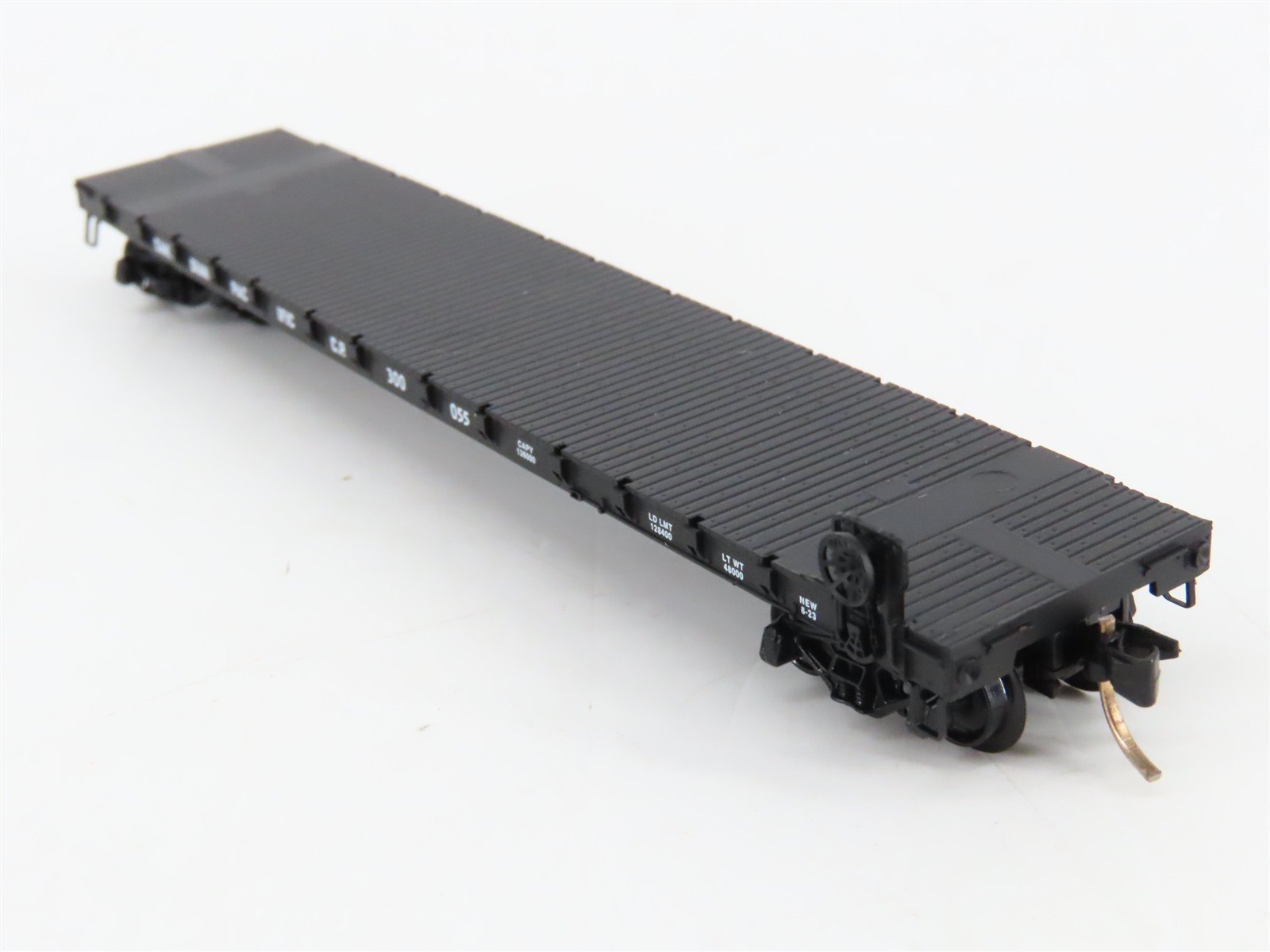 N Scale Micro-Trains 44040 CP Canadian Pacific 50' Flat Car 300055 RTR