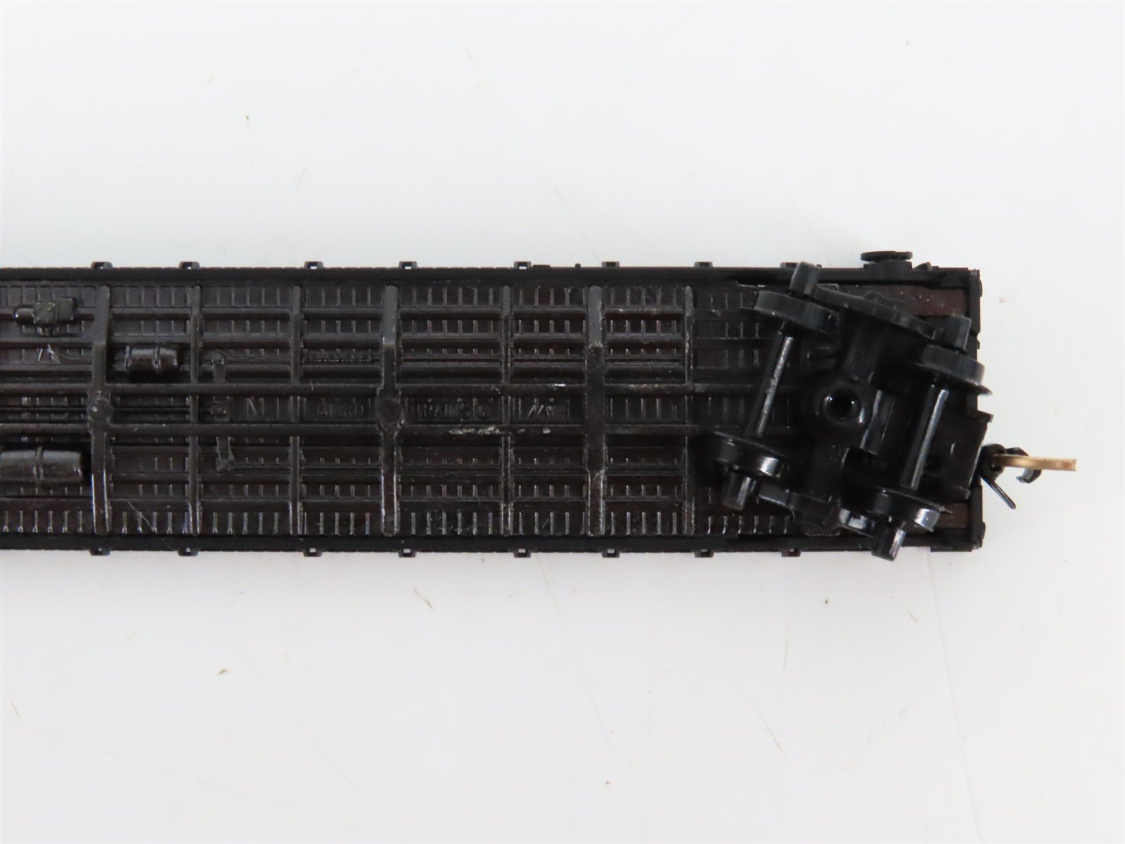 N Scale Micro-Trains 44040 CP Canadian Pacific 50' Flat Car 300055 RTR