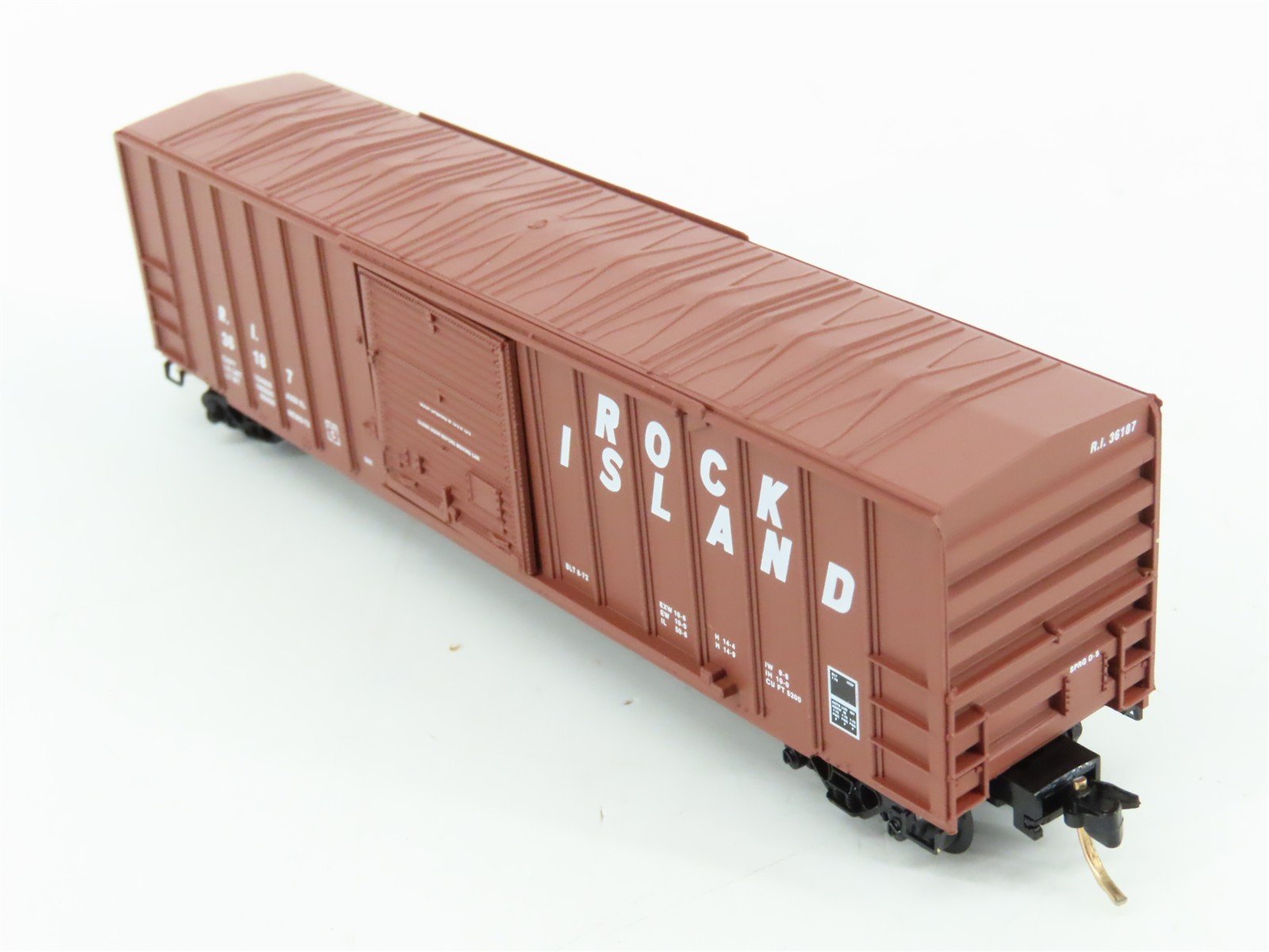 N Scale Micro-Trains 25430 RI Rock Island 50' Box Car 36187 RTR