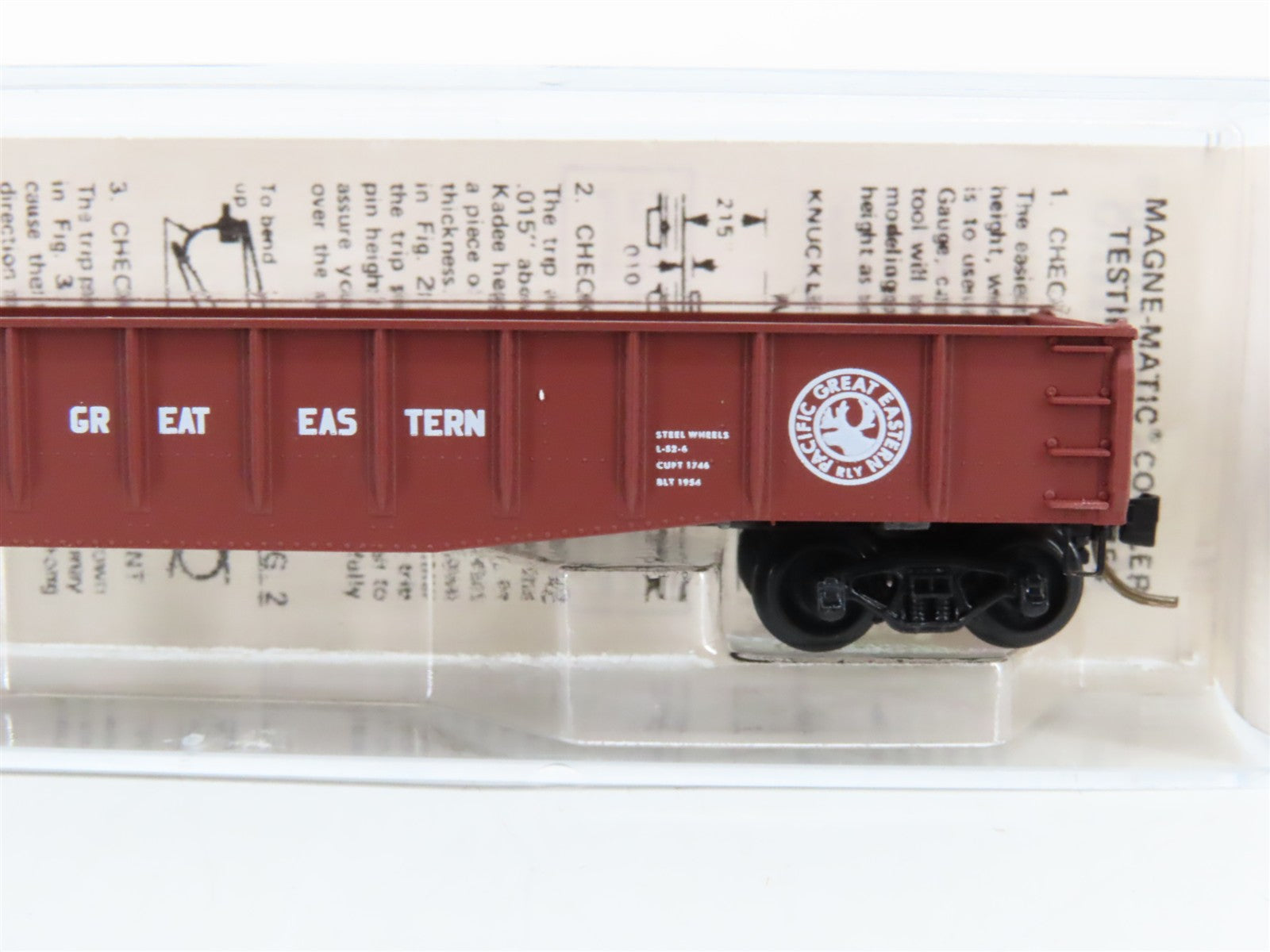 N Scale Micro-Trains 46300 PGE Pacific Great Eastern 50' Fishbelly Gondola RTR