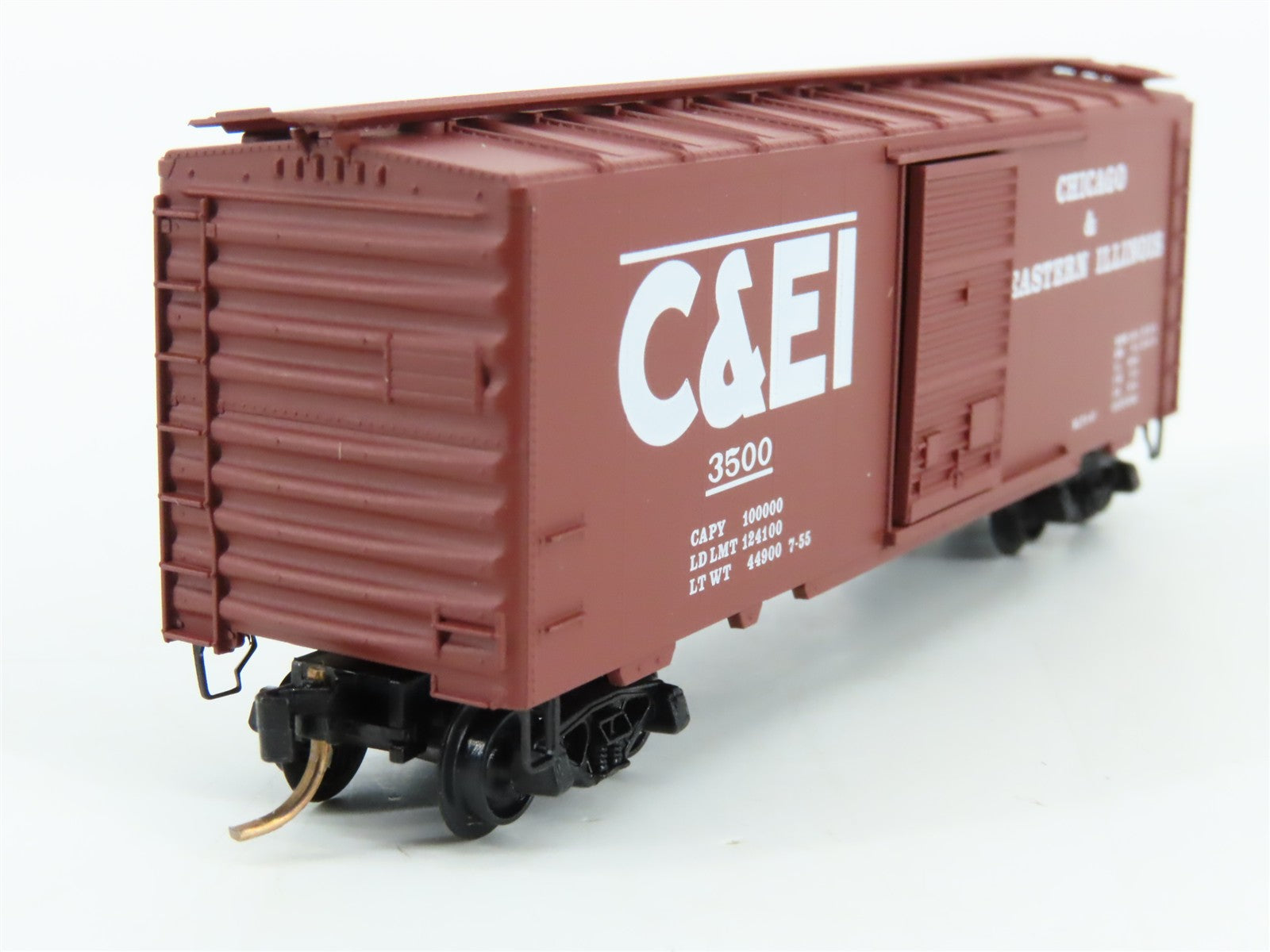 N Scale Micro-Trains 20560 C&EI Chicago & Eastern Illinois 40' Box Car 3500 RTR