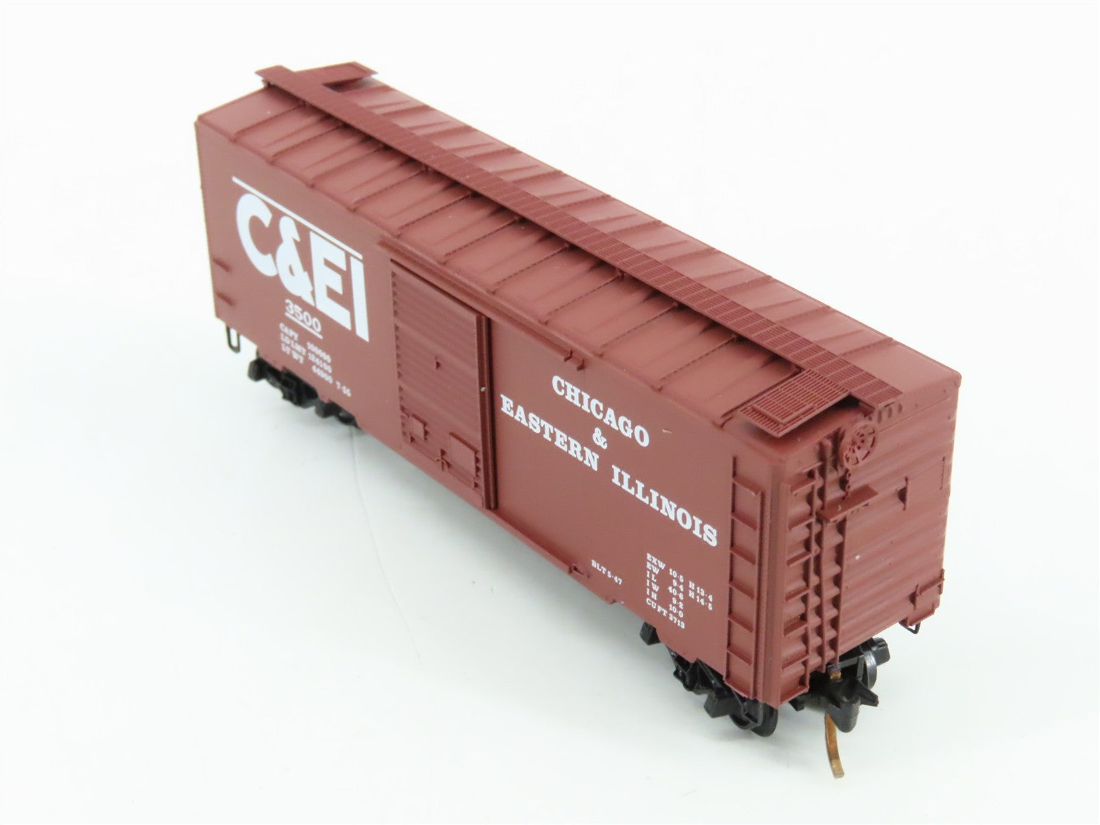 N Scale Micro-Trains 20560 C&EI Chicago & Eastern Illinois 40' Box Car 3500 RTR