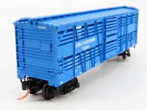 N Scale Micro-Trains 35170 GN Great Northern 40' Stock/Cattle Car 56385 RTR