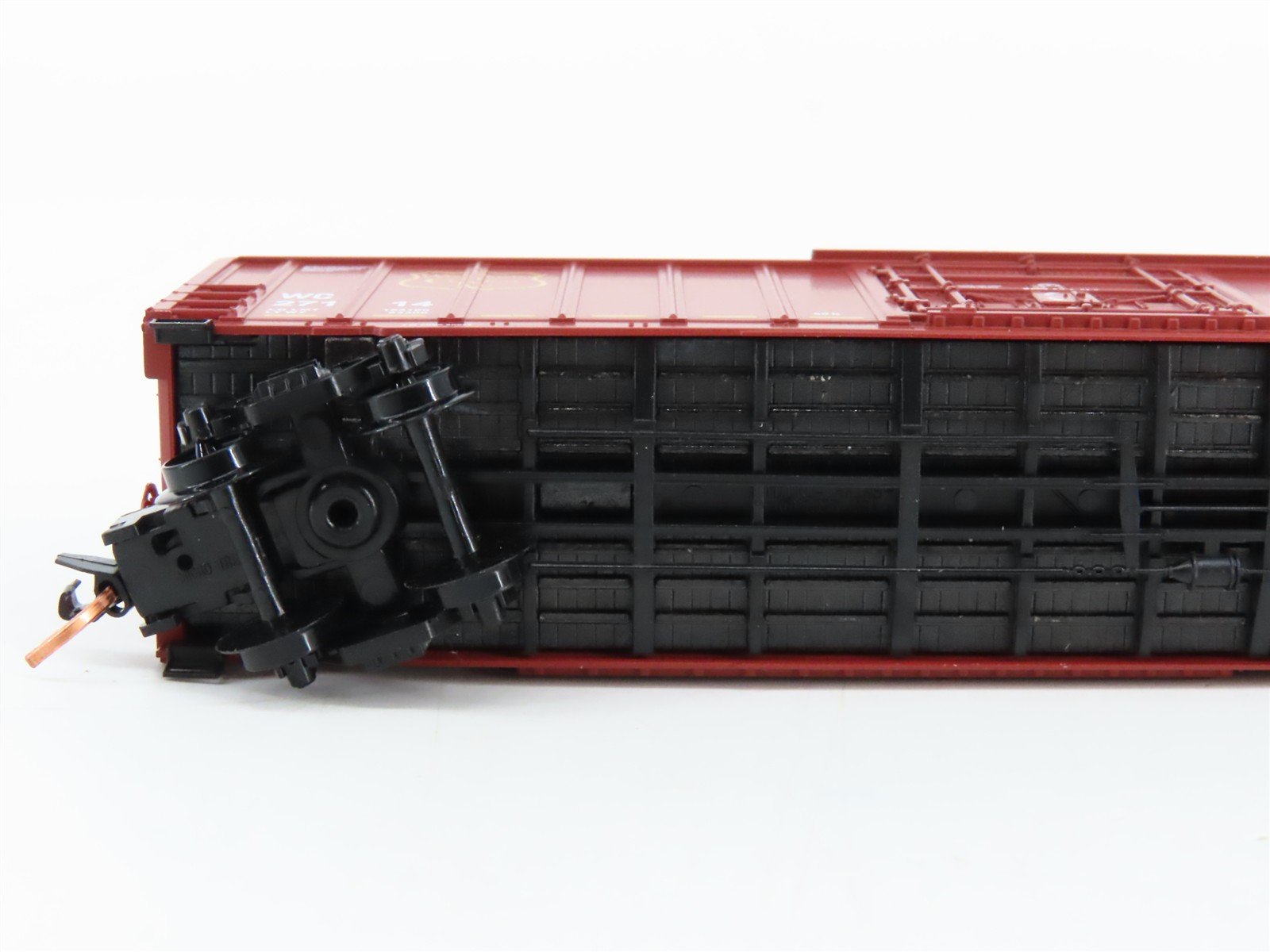 N Scale Micro-Trains 27200 WC Wisconsin Central 50' Box Car 27114 RTR