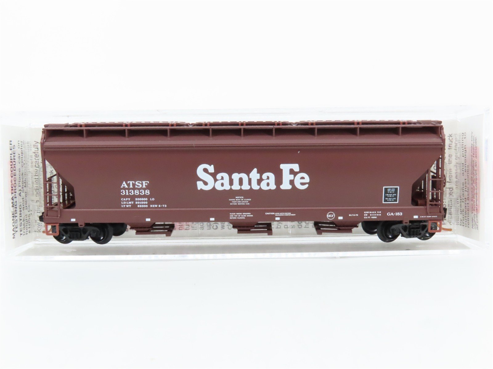 N Scale Micro-Trains 94100 ATSF Santa Fe 3-Bay Covered Hopper 313838 RTR