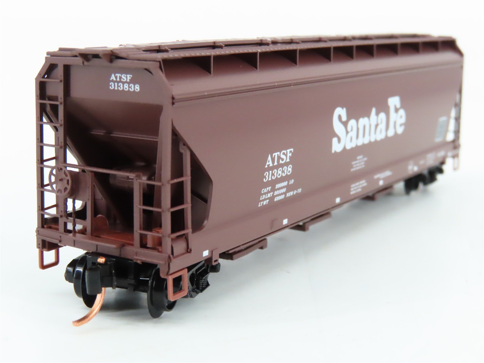 N Scale Micro-Trains 94100 ATSF Santa Fe 3-Bay Covered Hopper 313838 RTR