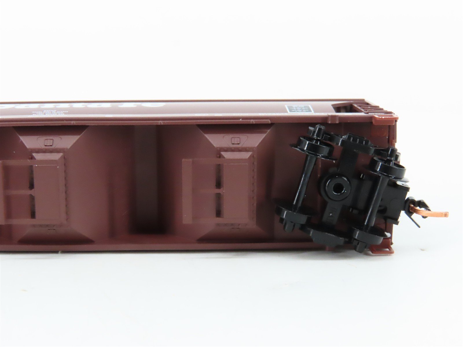 N Scale Micro-Trains 94100 ATSF Santa Fe 3-Bay Covered Hopper 313838 RTR