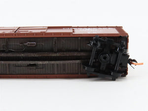 N Scale Micro-Trains 43070 C&O Chesapeake & Ohio 40' Box Car 12133 RTR