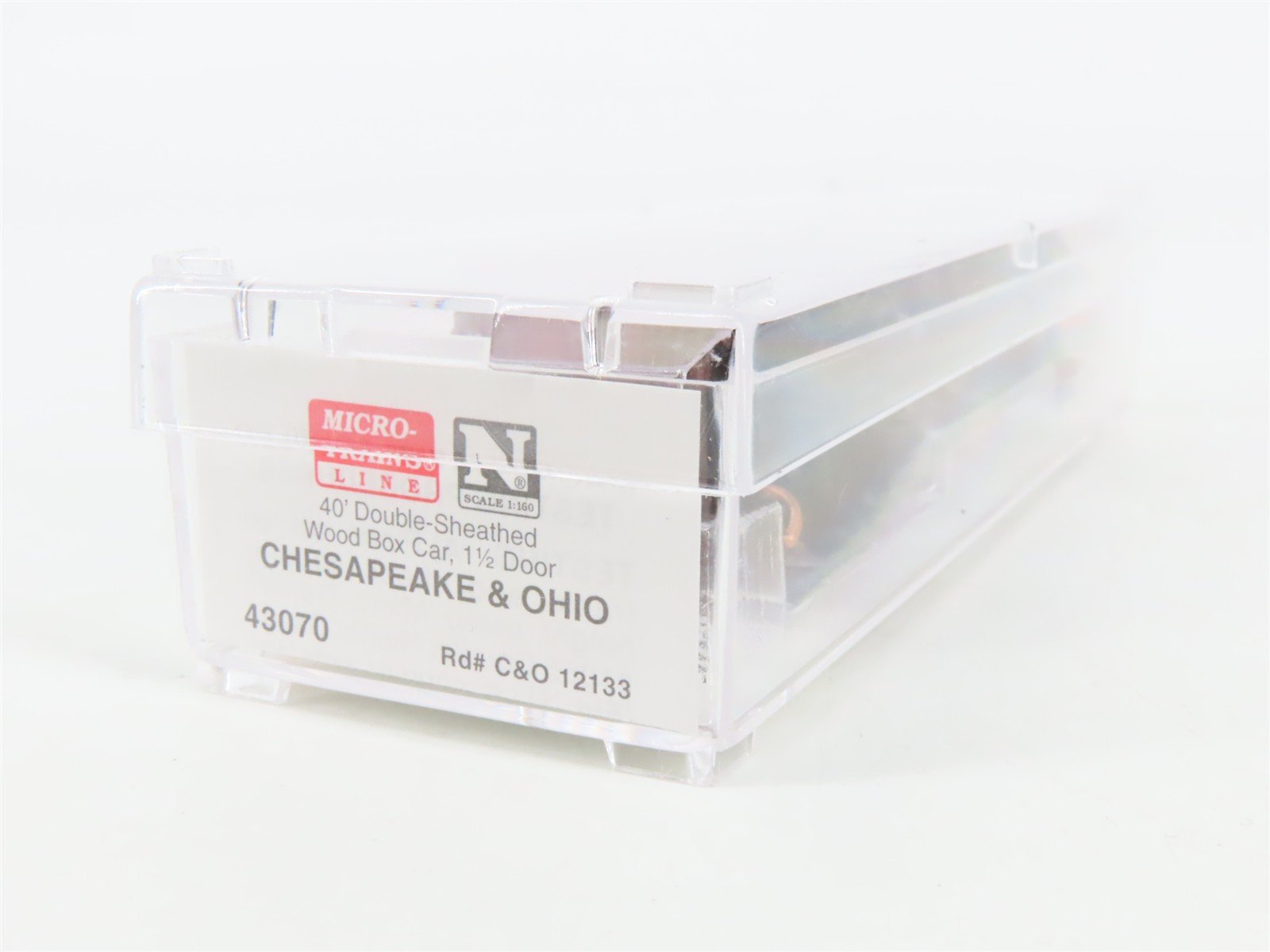 N Scale Micro-Trains 43070 C&O Chesapeake & Ohio 40' Box Car 12133 RTR