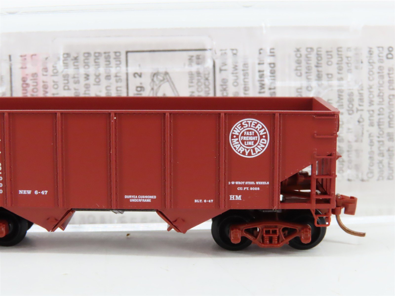 N Scale Micro-Trains 56090 WM Western Maryland 33' 2-Bay Rib Side Hopper RTR
