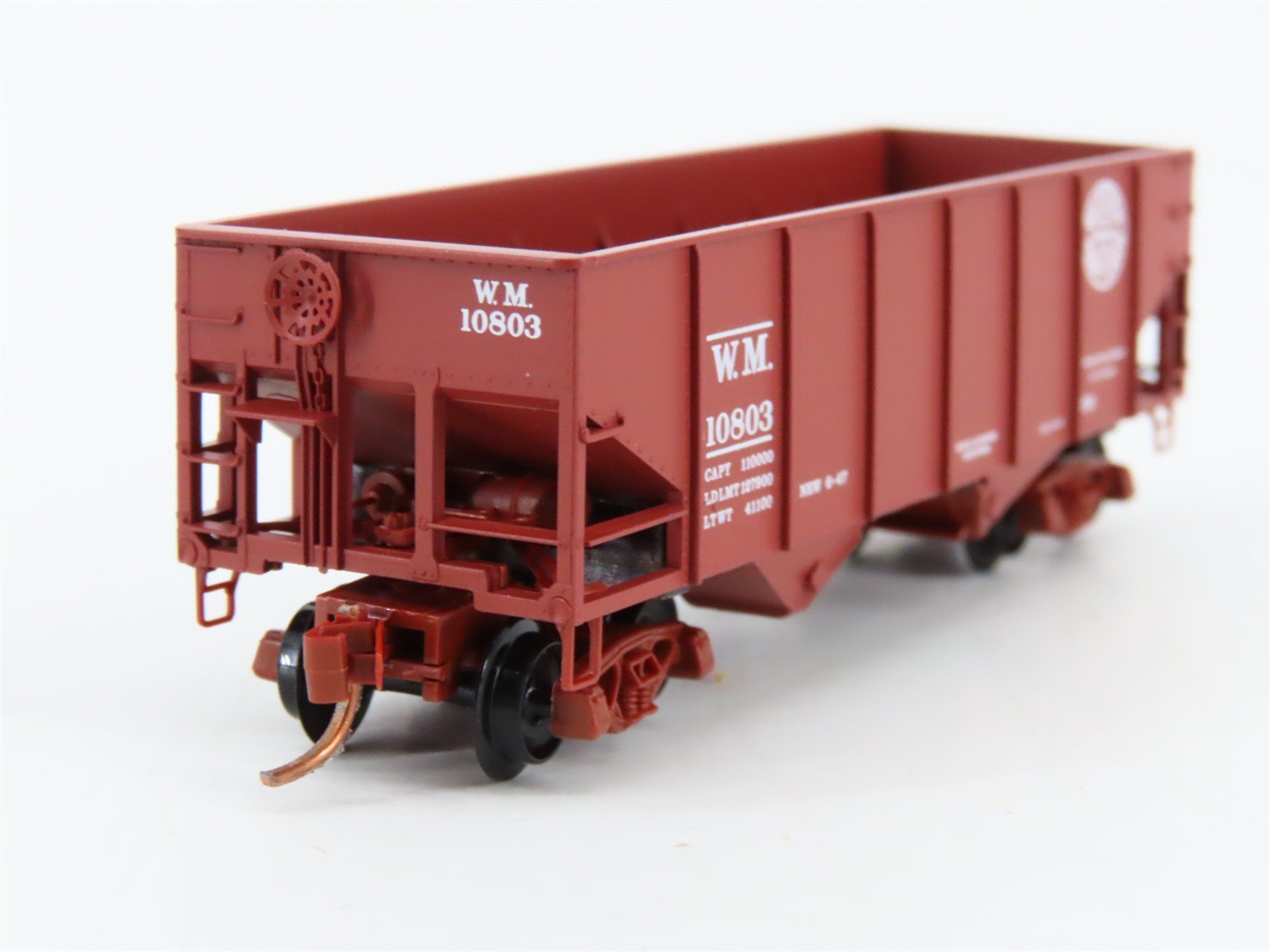 N Scale Micro-Trains 56090 WM Western Maryland 33' 2-Bay Rib Side Hopper RTR