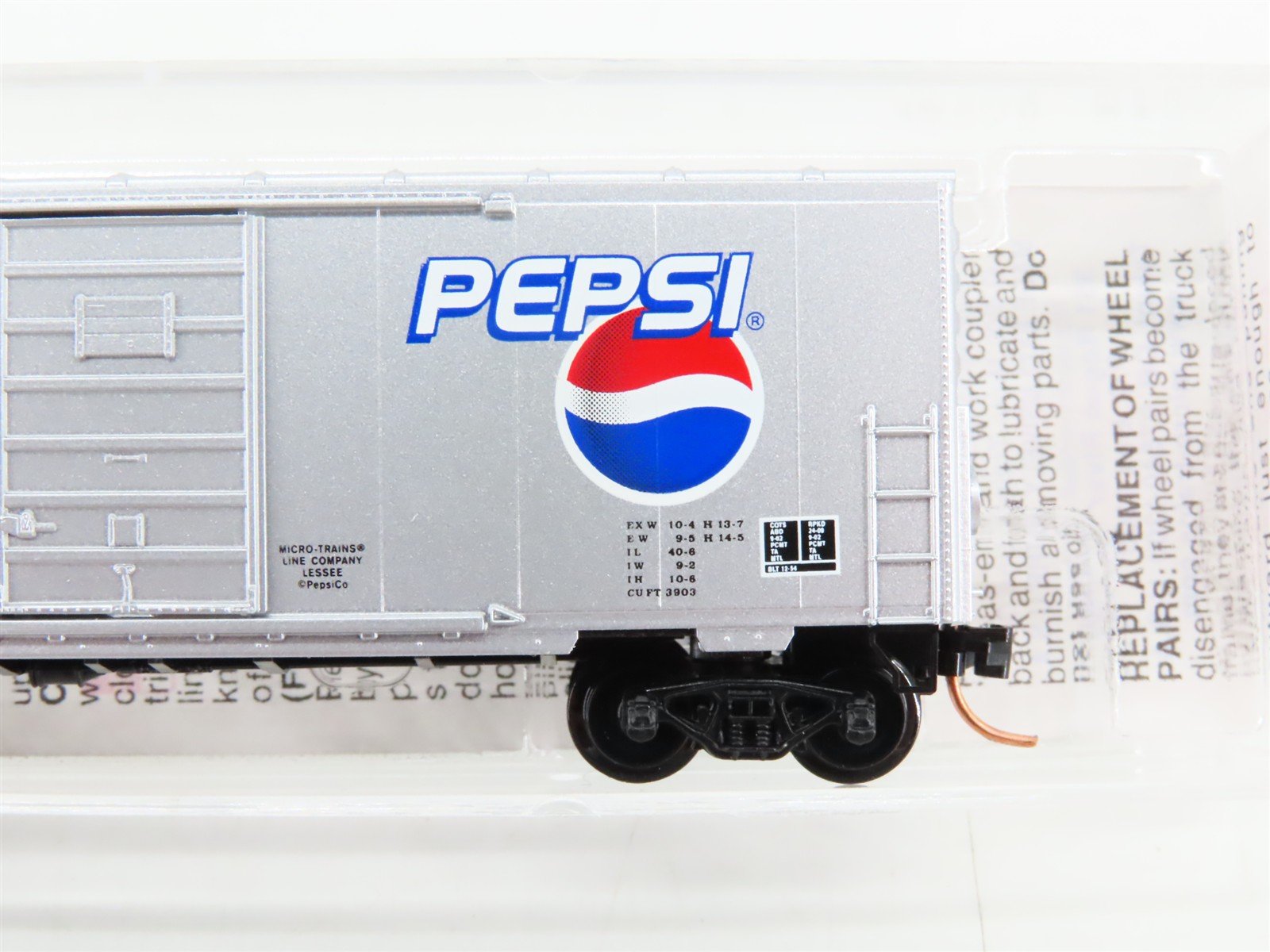 N Scale Micro-Trains 24300 PCMT Pepsi-Cola 40' Single Door Box Car 30042 RTR