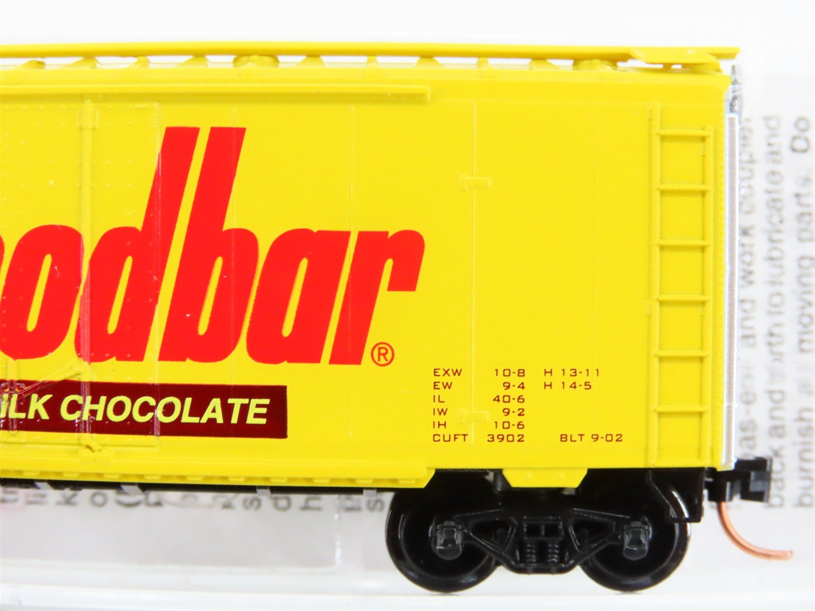N Scale Micro-Trains 21310 HFC Hershey's Mr. Goodbar 40' Plug Door Box Car RTR